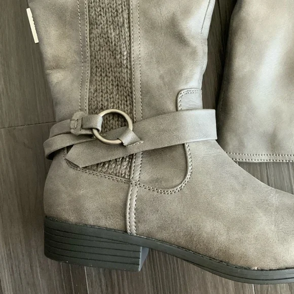 Falls Creek Fashion Boots NWT - Picture 2 of 6